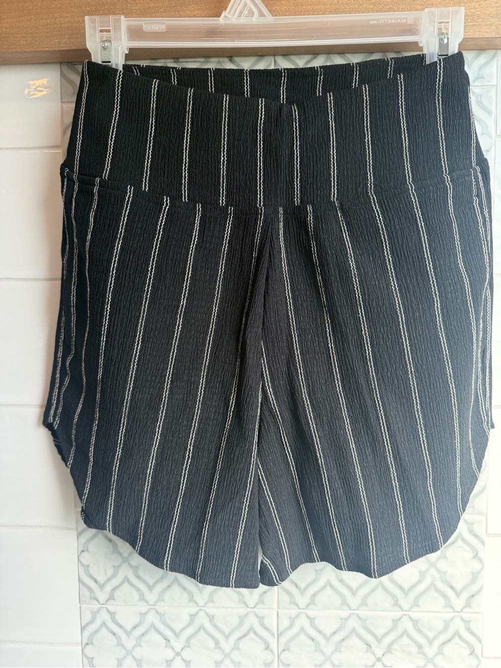 HALARA Black Pinstriped High Waist Shorts - Picture 5 of 5